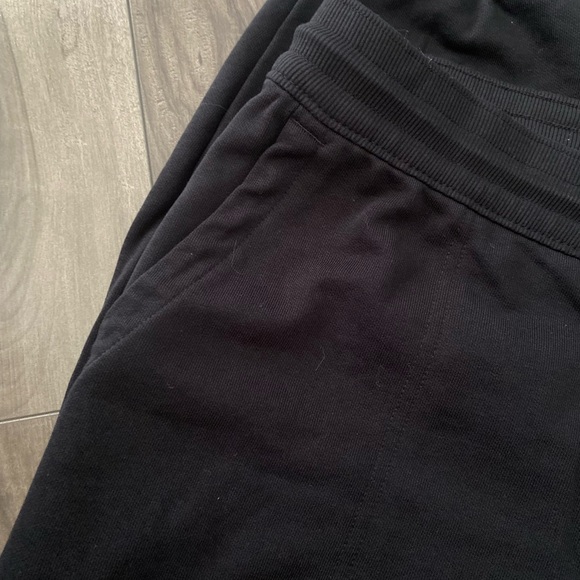 MENS COLUMBIA PANTS WITH POCKETS. BLACK. CUFF ANKLE AND DRAW STRING - Picture 4 of 8
